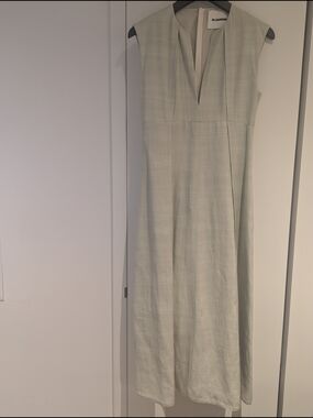 Jil Sander Sleeveless Light Sage V-Neck Midi Dress